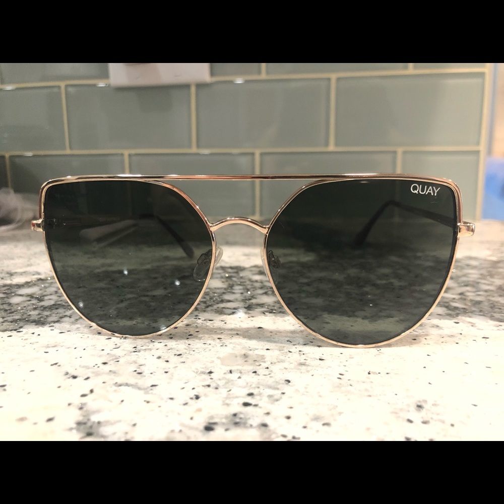 QUAY Santa Fe women’s oversized sunglasses